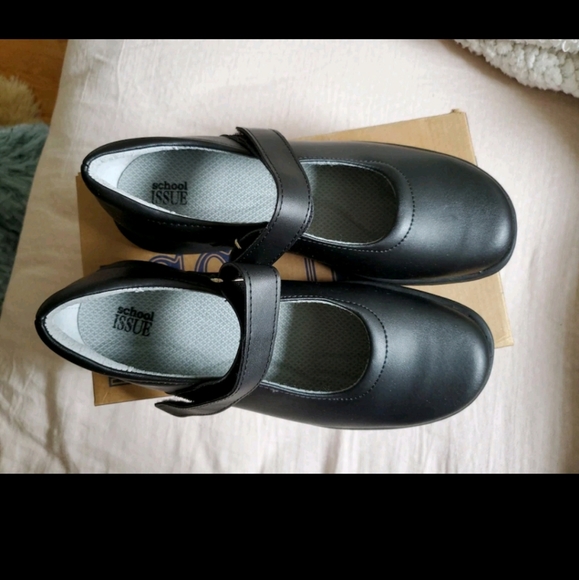 un Shoes - School shoes